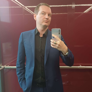 Артём Ковалёв